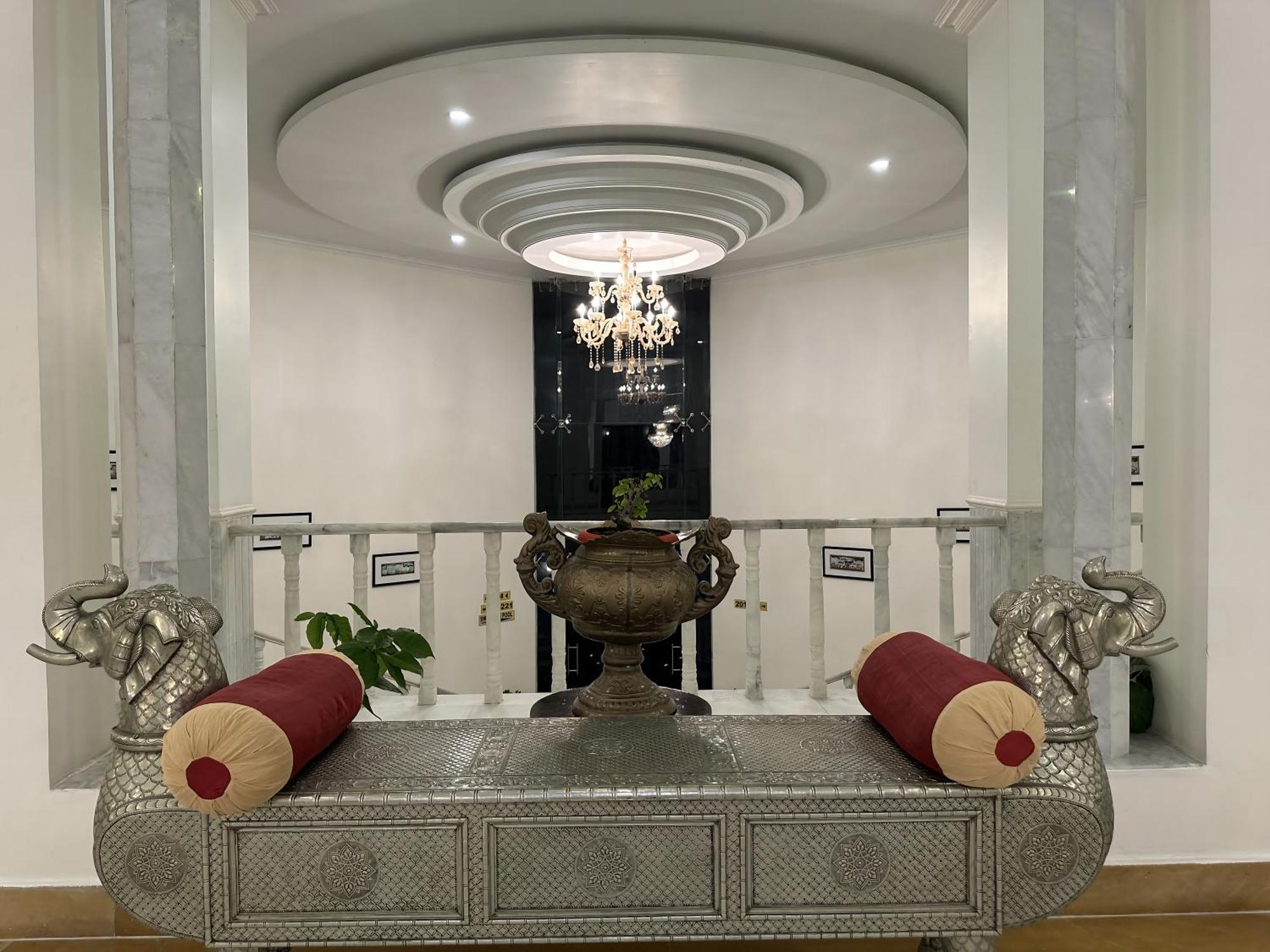 A S Hotels Кгаджураго Екстер'єр фото